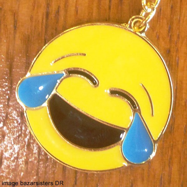 Porte-clés émaillé EMOKEYRINGS - Smiley LOL – Image 2