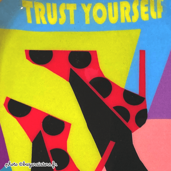 Petit plateau en émail - Trust Yourself – Image 4
