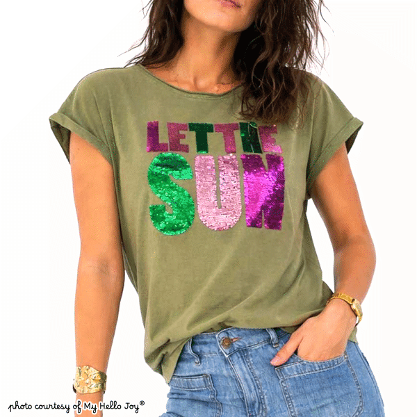T-shirt MY HELLO JOY - LET THE SUN sequins fond kaki – Image 2